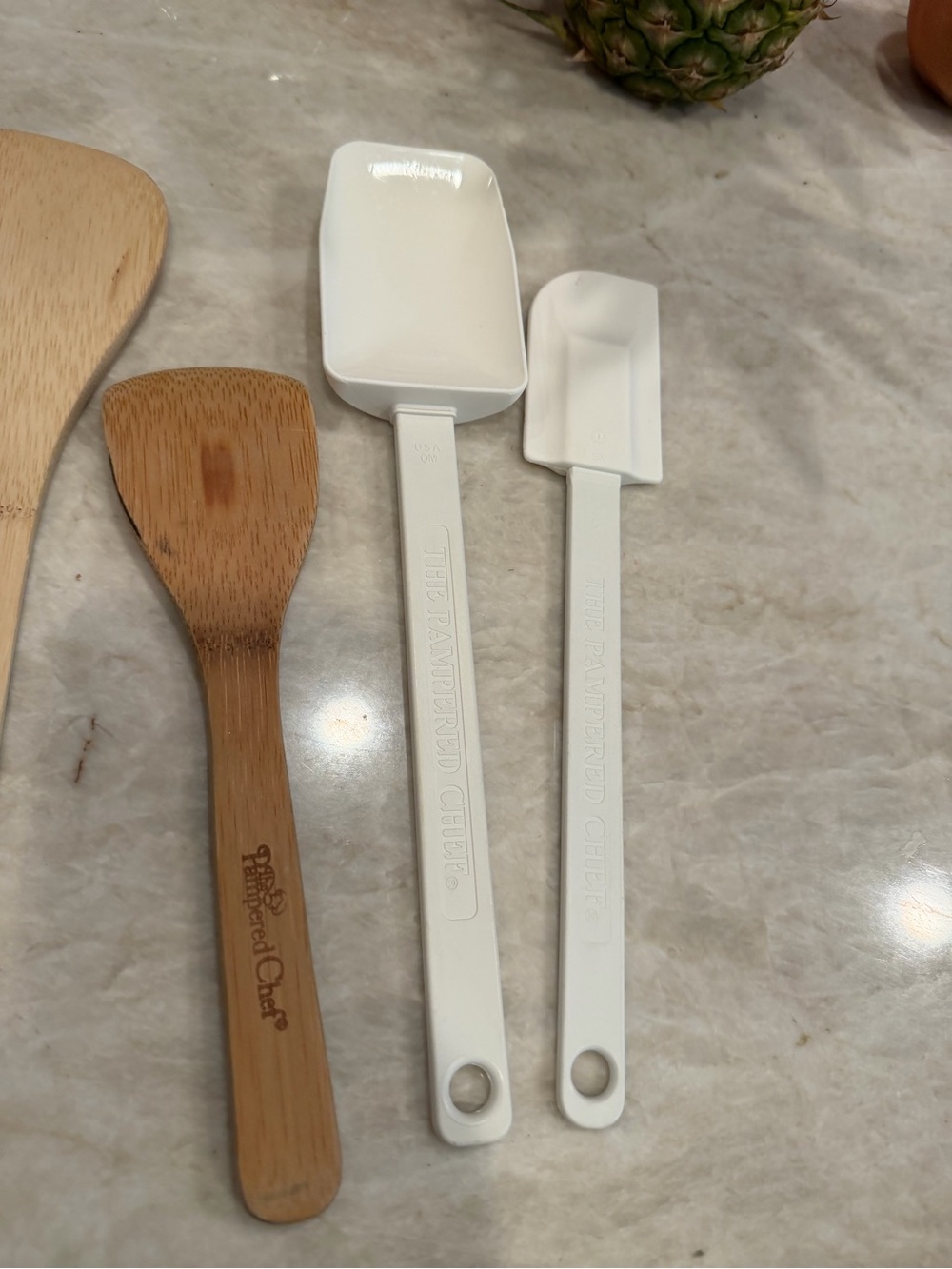 Pampered chef silicone spatulas and bamboo wooden kitchen tools - Picture 6 of 6